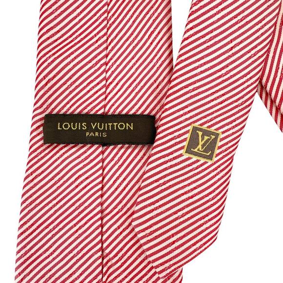 LOUIS VUITTON Monogram Diagonal Tie in Red - Picture 4 of 10